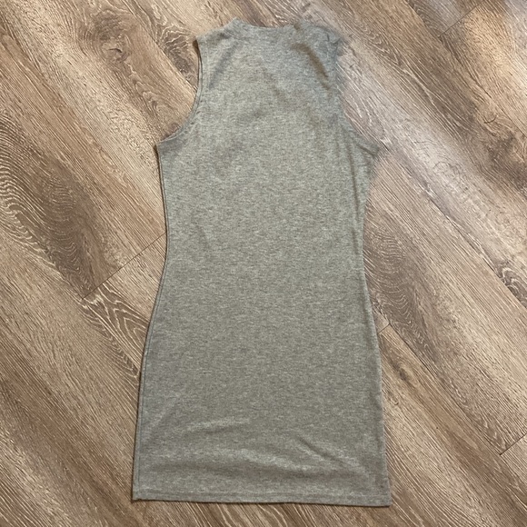 Grey tank top dress - Picture 2 of 3